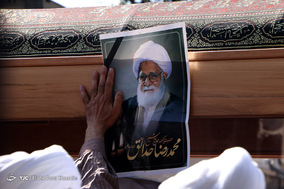 تشییع پیکر مطهر آیت الله محمد رضا حدائق در شیراز