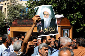 تشییع پیکر مطهر آیت الله محمد رضا حدائق در شیراز