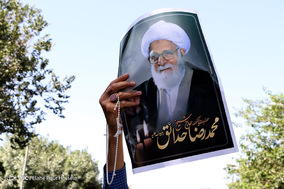 تشییع پیکر مطهر آیت الله محمد رضا حدائق در شیراز