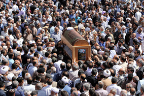 تشییع پیکر مطهر آیت الله محمد رضا حدائق در شیراز