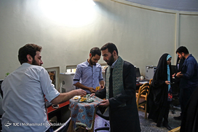 بازدید کاروان «زیر سایه خورشید» از باشگاه خبرنگاران جوان