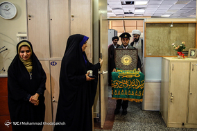 بازدید کاروان «زیر سایه خورشید» از باشگاه خبرنگاران جوان