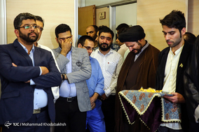 بازدید کاروان «زیر سایه خورشید» از باشگاه خبرنگاران جوان