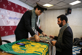 بازدید کاروان «زیر سایه خورشید» از باشگاه خبرنگاران جوان