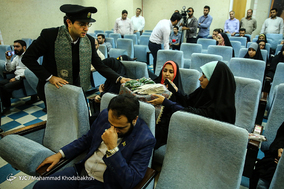 بازدید کاروان «زیر سایه خورشید» از باشگاه خبرنگاران جوان