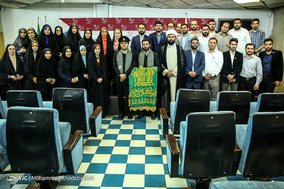 بازدید کاروان «زیر سایه خورشید» از باشگاه خبرنگاران جوان