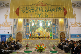 آغاز جشن های دهه کرامت در حرم حضرت معصومه(س)