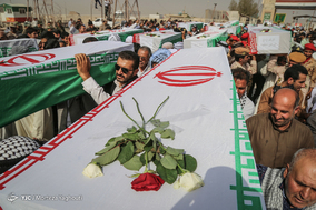 ورود پیکر مطهر ۷۵ شهید دفاع مقدس از مرز شلمچه