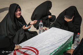 ورود پیکر مطهر ۷۵ شهید دفاع مقدس از مرز شلمچه
