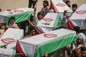 ورود پیکر مطهر ۷۵ شهید دفاع مقدس از مرز شلمچه