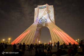 ویدیو مپینگ بر روی برج آزادی