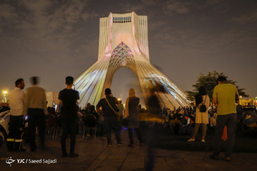 ویدیو مپینگ بر روی برج آزادی