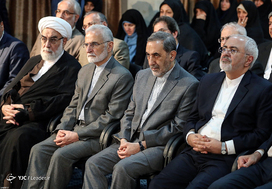 دیدار وزیر و مسئولان وزارت امور خارجه، سفیران و روسای نمایندگی‌های ایران در خارج از کشور با رهبر انقلاب اسلامی