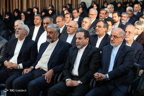 دیدار وزیر و مسئولان وزارت امور خارجه، سفیران و روسای نمایندگی‌های ایران در خارج از کشور با رهبر انقلاب اسلامی
