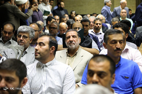 مراسم ترحیم پدر وحید حقانیان