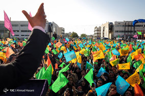گلباران حرم مطهر امام رضا (ع)