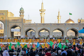 گلباران حرم مطهر امام رضا (ع)