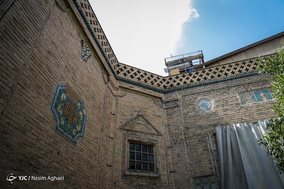 بازدید از خانه تاریخی ملک