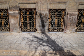 بازدید از خانه تاریخی ملک