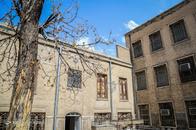 بازدید از خانه تاریخی ملک