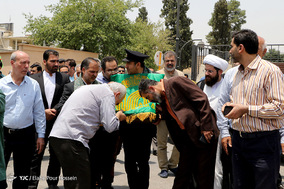 کاروان زیر سایه خورشید در شیراز