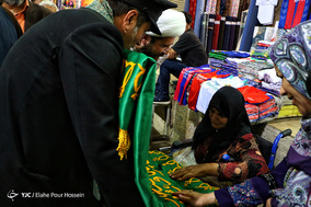 کاروان زیر سایه خورشید در شیراز