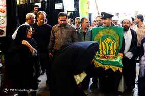 کاروان زیر سایه خورشید در شیراز