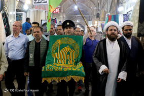 کاروان زیر سایه خورشید در شیراز