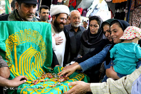 کاروان زیر سایه خورشید در شیراز