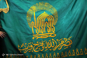 کاروان زیر سایه خورشید در شیراز