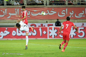 دیدار تیم های فوتبال پرسپولیس تهران‎ و پدیده مشهد