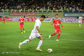 دیدار تیم های فوتبال پرسپولیس تهران‎ و پدیده مشهد