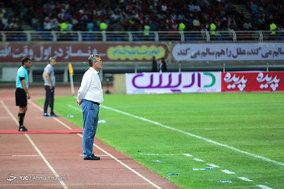 دیدار تیم های فوتبال پرسپولیس تهران‎ و پدیده مشهد