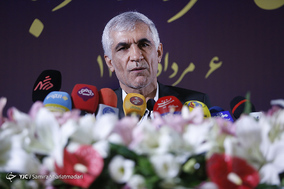 اولین نشست خبری شهردار تهران