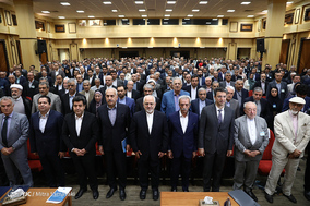 همایش مشترک سفرای جمهوری اسلامی با فعالان بخش خصوصی با حضور ظریف