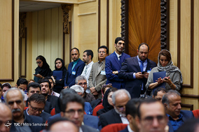 همایش مشترک سفرای جمهوری اسلامی با فعالان بخش خصوصی با حضور ظریف