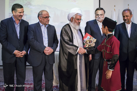 سمپوزیوم بین المللی زنجان