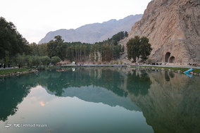 طاق بستان