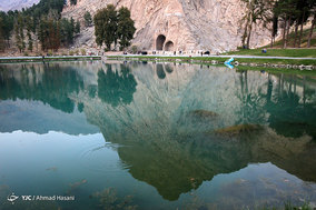 طاق بستان