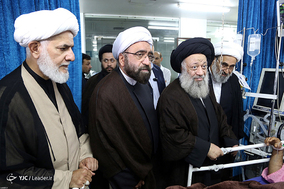 عیادت نمایندگان رهبر انقلاب از مجروحان حادثه تروریستی اهواز