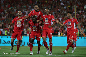 دیدار تیمهای پرسپولیس - فولاد
