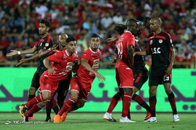 دیدار تیمهای پرسپولیس - فولاد