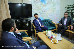 حضور وزیر ارتباطات در باشگاه خبرنگاران جوان