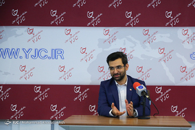 حضور وزیر ارتباطات در باشگاه خبرنگاران جوان