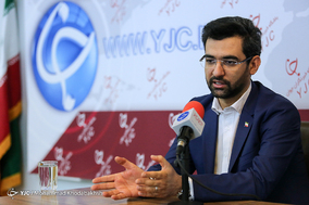 حضور وزیر ارتباطات در باشگاه خبرنگاران جوان