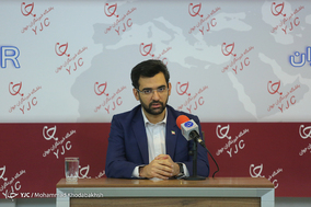 حضور وزیر ارتباطات در باشگاه خبرنگاران جوان