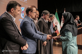 چهارمین جشنواره تجلیل از خبرنگاران برتر حوزه ایثار و شهادت
