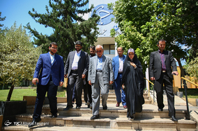 حضور مدیرعامل سازمان گسترش و نوسازی صنایع ایران در باشگاه خبرنگاران جوان