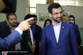 محمدجواد آذری جهرمی وزیر ارتباطات و فناوری اطلاعات 