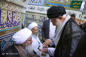 غبارروبی مضجع مطهر حضرت امام رضا (علیه‌السلام) با حضور رهبر معظم انقلاب